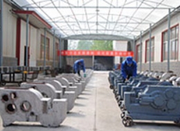 Rebar cutting machine assembly workshop